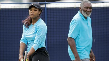 Serena Williams, întrebată de tatăl ei dacă revine pe terenul de tenis! Americanca a dezvăluit ce răspuns i-a dat lui „King Richard" | VIDEO