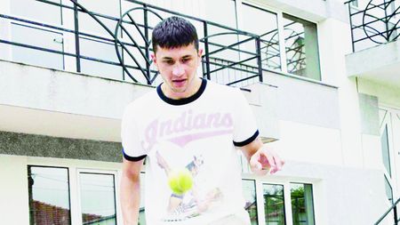 Expediat din Indonezia!** Reacția lui Claudiu Răducanu când a fost trimis la plimbare de antrenorul echipei unde susținea probe de joc