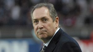 Doliu în fotbal: Gerard Houllier a murit! Fostul selecţioner al Franţei suferise recent o operație