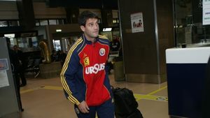 Adevăratul "vinovat"?** Giovani dezvăluie cine l-a convins pe Chivu să renunțe la națională