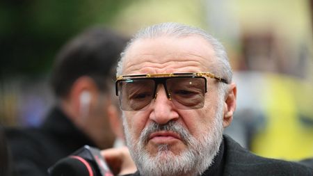 L-a spulberat în direct pe Gigi Becali: ”A tras doar pentru oile lui”