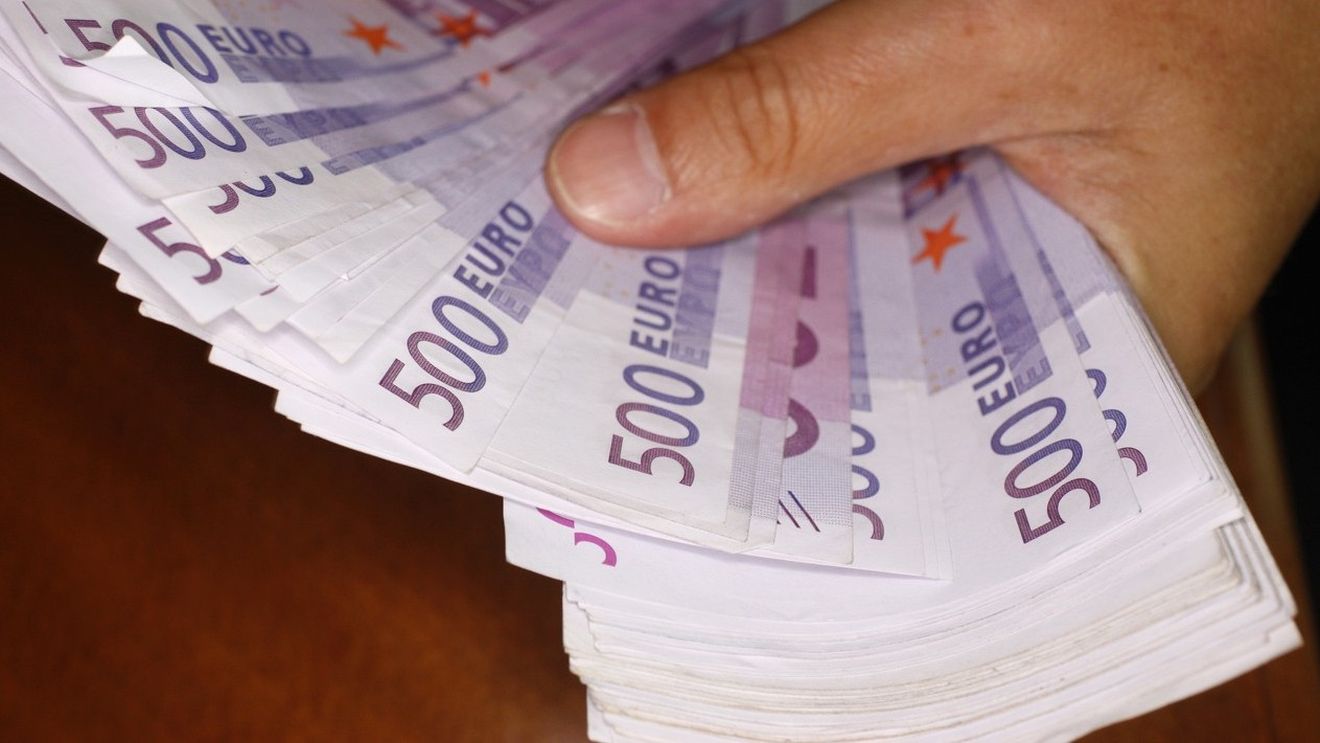 A pierdut 5.000.000 de euro în afaceri și l-a scos din minți pe cel mai bogat ucrainean, dar se mândrește cu fiul său, care e dezvoltator imobiliar: „Banii nu sunt ai lui, sunt ai familiei”