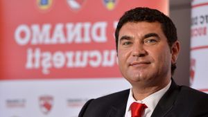 Cristi Borcea, atac devastator la acționarul majoritar al lui Dinamo! Îl face praf pe Eugen Voicu: „Nu-l prind două paltoane"