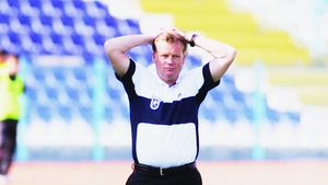 Wotte acuză:** "Mititelu mi-a furat banii!"