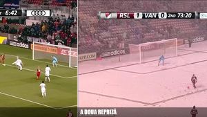 Asta înseamnă de fapt "două reprize diametral opuse". FOTO | Fotbalul oferă IMAGINEA SĂ‚PTĂ‚MÃ‚NII. "E cel mai nebun meci în care am jucat vreodată"