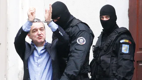 Becali, condamnat la 3 ani de închisoare cu executare! Patronul Stelei s-a predat