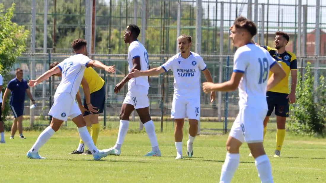 CSM Slatina nu a avut milă de Viitorul Dăești, căreia i-a marcat gol după gol! Claudiu Niculescu are în probe un ”nou Jorgan Gele”