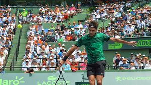 FENOMENALUL Federer, victorios pentru a 4-a oară la rând în fața lui Nadal! Roger a defilat în finala de la Miami