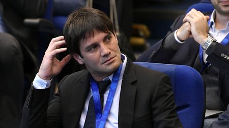 Mirel Rădoi îi va recomanda lui Cristi Chivu jucători de la Universitatea Craiova, dar cu o condiţie. Ce sfat are pentru Mihăilă şi Man