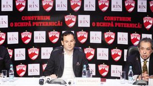 "Mă aștept să scoată și pistoalele cei de la Dinamo! Sunt în plin scandal de ani de zile!"** Cât mai rezistă Bonetti în Ștefan cel Mare