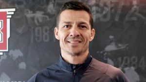 Costel Gâlcă, prezentat oficial la noua echipă. Amintirea din 1985 și micul "avertisment" pentru fani și conducere: "Pot fi analizat doar în funcție de acest lucru"