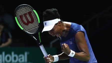Venus Williams - Caroline Wozniacki e finala Turneului Campioanelor! Americanca a revenit cu stil în fața Carolinei Garcia și s-a impus după o luptă de două ore și jumătate