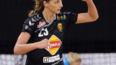 Andrea Penezic nu se mai retrage din activitate și va deveni colegă cu trei jucătoare din naționala României! Apare o nouă forță în campionatul Ungariei