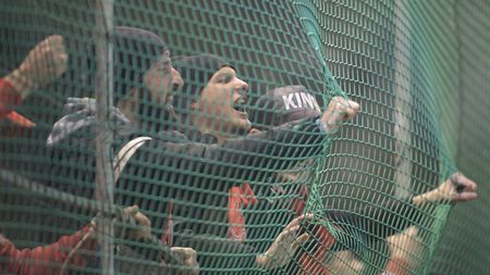 Război total la Dinamo! Galeria "a luat foc" după ce Florin Prunea a fost numit manager general: "Liniștea vine doar cu Mircea Rednic. Pleacă, gunoiule"