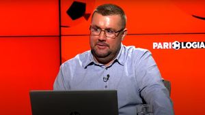 Biletul specialistului Daniel Nazare! Pe ce a mizat la meciul Dinamo - Petrolul | VIDEO PARIOLOGIA