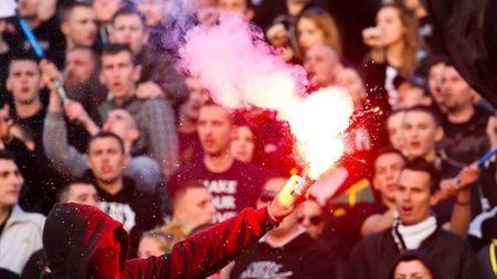 Galeriile din Serbia, unite de evenimentele violente de la meciul cu Albania. La derby-ul Partizan - Steaua Roșie toți ultrașii vor striga: "Kosovo e inima Serbiei"