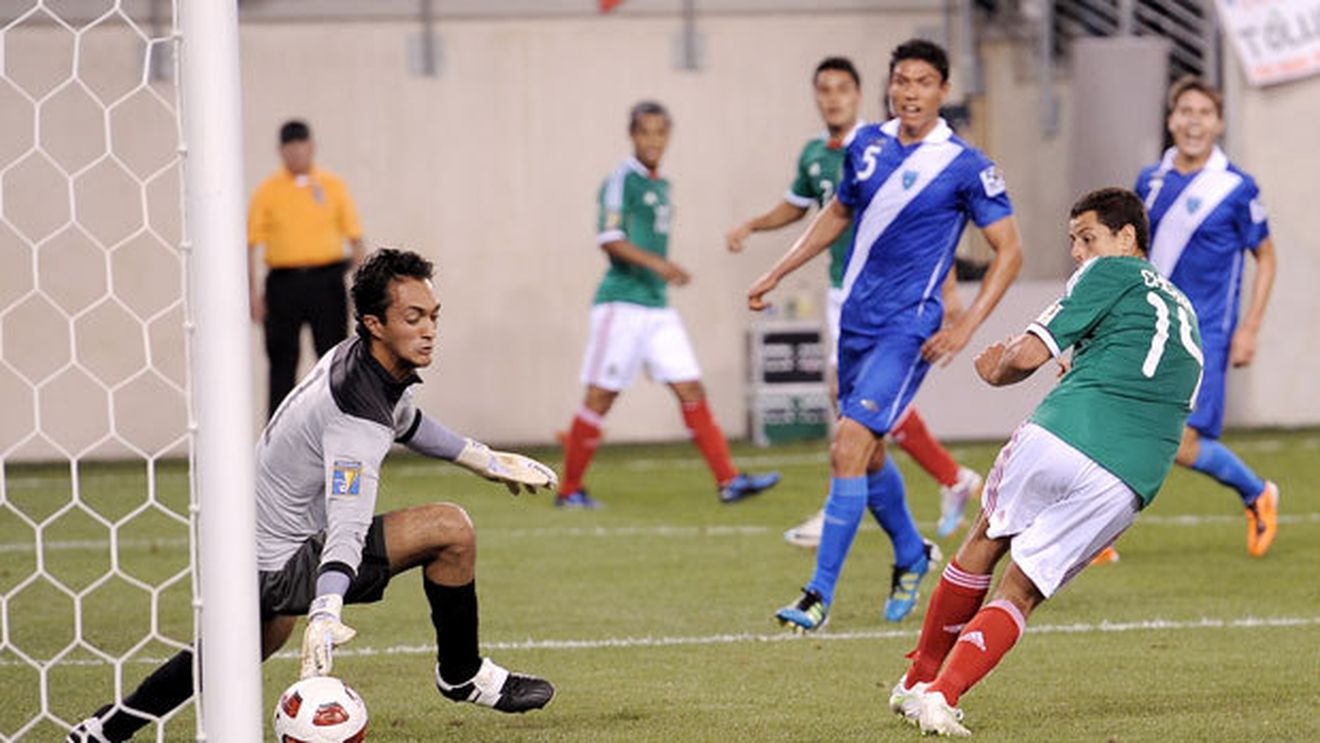 VIDEO Chicharito duce Mexic în semifinale cu o reușită de excepție: călcâi din contre-pied