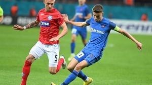 Octavian Popescu, de neoprit la antrenamente! Vedeta de la FCSB, driblinguri ca Messi și goluri superbe | VIDEO