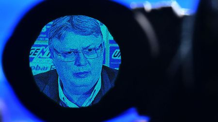 SCANDAL | Incredibil, LPF sperie cluburile cu plângeri penale dacă votează contra sistemului la Adunarea Generală a FRF! Dragomir: "Amenințările astea conduc către DNA!"