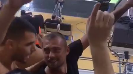 Bad-boy Tamaș strikes again! Lider de galerie pentru suporterii lui Hapoel Haifa | VIDEO