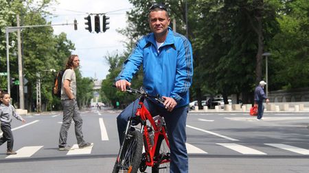 VIDEO  BICICLEȘTI 2014 - Interviu exclusiv cu Lucian Băroiu, președintele FR de Karate