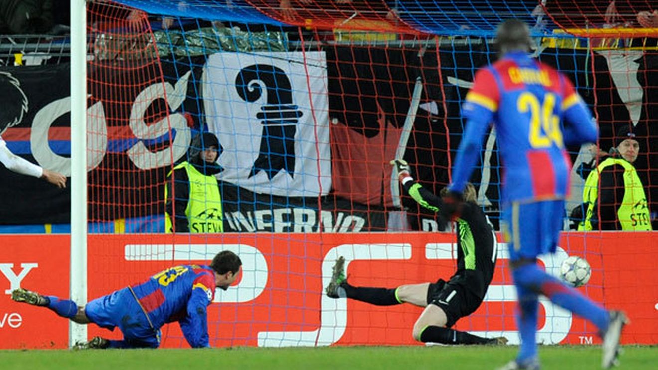 Vedem o finală Man. Utd - Man. City la București? :)** Granzii din Manchester, eliminați din Ligă: City - Bayern 2-0, Basel - Man. United 2-1! Vezi clasamentele