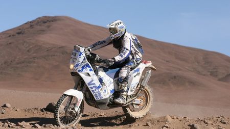 Gyenes și Butuză se întrec cu dunele în Raliul Dakar 2012