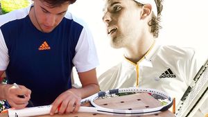 SERIAL 8 cu 8 | Ei sunt protagoniștii de la Turneul Campionilor. Episodul 5: Dominic Thiem, singurul jucător care i-a făcut față lui Nadal, pe zgură, în 2017. Iron Man și "Iron Soldier", decizia radicală impusă de fosta "mână dreaptă" al lui Țiriac și micile plăceri ale vieții