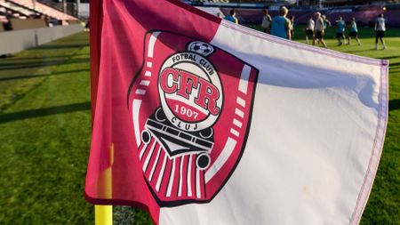 CFR Cluj, reclamată de un fost antrenor pentru restanțe financiare! Ce decizie a luat FRF