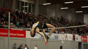 Pompier în flăcări! Donisan, pe locul secund la Dresda. România are o generație de viitor în proba celebrului Sotomayor