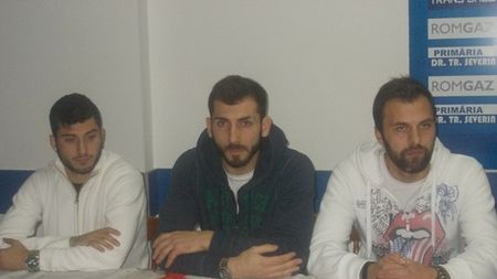 Grecii cred că-i pot salva pe olteni:** "Vom vorbi pe teren"