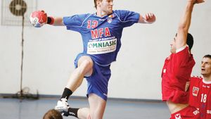 Federația Română de Handbal se joacă de-a retrogradarea