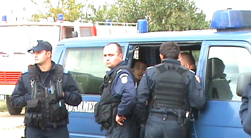 VIDEO / Cine plătește pentru** abuzul Jandarmeriei?