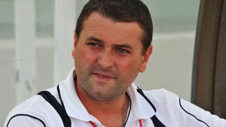 Antrenorul acuzat că și-a falsificat CV-ul se apără:** "Risc să pierd tot! Nu sunt nebun!" A fost "lucrat" de impresar?