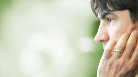 Pițurcă a refuzat milioanele arabilor, dar și o ofertă din Premier League!**