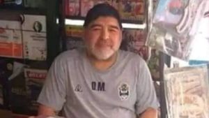 Sosia lui Maradona, „surprinsă” în Santiago de Chile! Internetul a luat foc: „Unii spun că este adevăratul Diego!”