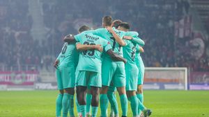 E oficial transferul momentului la CFR Cluj! Fotbalistul crescut la Real Madrid a semnat cu echipa lui Dan Petrescu