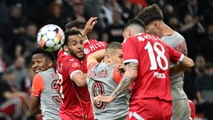 „Nu dă randament și are teamă de recidivă”. Atacantul de 15.000.000 de euro are un nivel extrem de scăzut, iar oficialul FRF a pus degetul pe rană