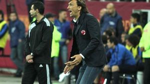 Dănciulescu, făcut din nou K.O.! Bonetti i-a arătat UȘA în miez de noapte:** "Mă mai vedeți pe mine jucând în Milan - Inter?! Timpul TRECE pentru TOȚI!"
