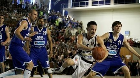 "U" Mobitelco Cluj a câștigat turneul amical de pe teren propriu