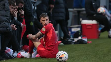 Antalya blestemată pentru FCSB! S-a accidentat şi Tavi Popescu: scos în minutul 32 cu Dinamo Kiev