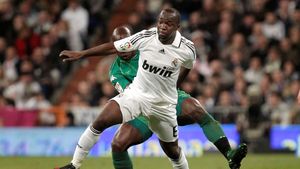 Diarra: „Wenger nu mă băga niciodată în seamă"