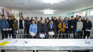 Reprezentanţii Universităţii Craiova, în vizită, înainte de Sărbători, la  Penitenciarul „Pelendava". Mesajul transmis deţinuţilor de Sorin Cârţu. FOTO