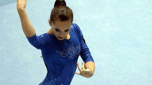 O singură medalie la CM: Iordache, bronz la sol. Larisa a ratat la bârnă, Izbașa a fost penultima la sol. Rezultatele românilor în finalele de azi