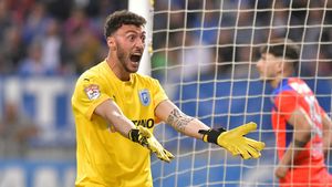 Transferul lui Mirko Pigliacelli, fostul portar al Universității Craiova, depinde de ultima decizie a conducătorilor de la Manchester City!