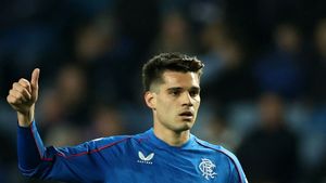 Scoțienii au reacționat imediat după ce Ianis Hagi i-a dat din nou peste nas lui Philippe Clement. Ce au scris ziariștii britanici