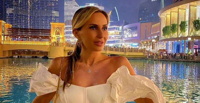 FOTO / Crina Abrudan, spectaculoasă pe plajele din Dubai, la început de an! Trup de nota zece plus