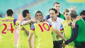 Levi și-a făcut rapid temele:** "Maccabi n-are secrete față de mine, Schalke e favorită, Larnaca..."