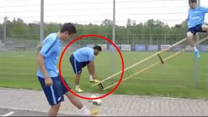 Hulk LOVEȘTE din nou, după ce a trimis portarul prin plasă și a făcut mingea bucăți! FABULOS | Ultimul clip cu vârful brazilian