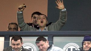 Mai exportăm un român în Ligue I? Stelistul care "se apropie de perfecțiune" și le-a luat mințile francezilor** va fi urmărit până la finalul sezonului: 'Vreau să plec'